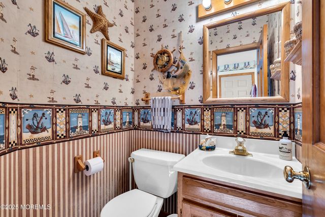 127 Mello Lane, Toms River, NJ 08753