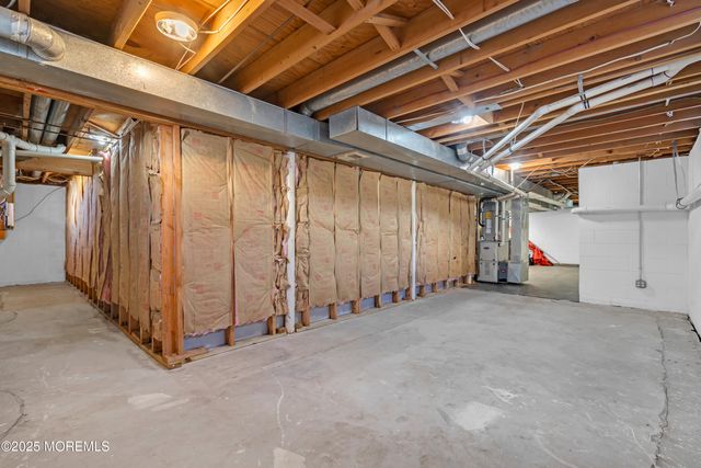 127 Mello Lane, Toms River, NJ 08753