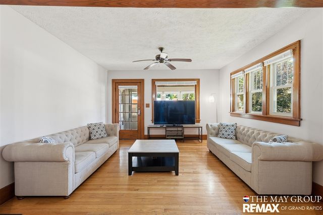 1741 Godwin Avenue, Grand Rapids, MI 49507