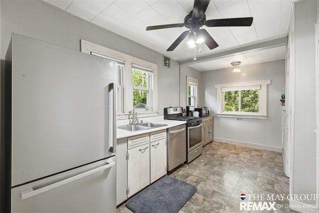 1741 Godwin Avenue, Grand Rapids, MI 49507