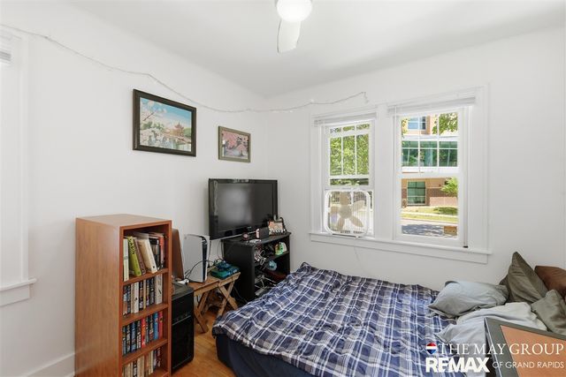 1741 Godwin Avenue, Grand Rapids, MI 49507