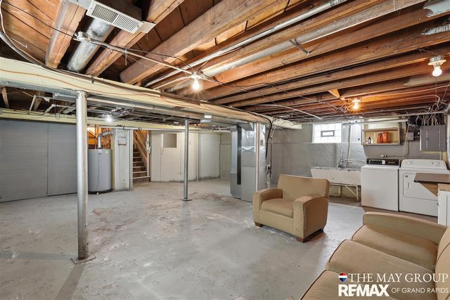 1741 Godwin Avenue, Grand Rapids, MI 49507