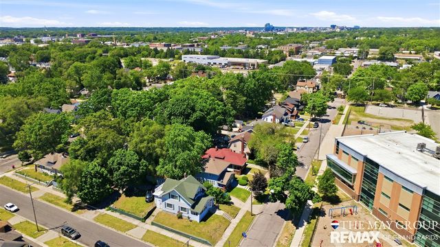 1741 Godwin Avenue, Grand Rapids, MI 49507