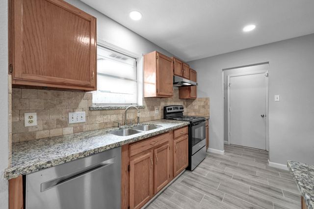 4806 Tealgate Drive, Spring, TX 77373