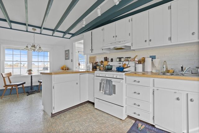 4 Wianno Way, Scituate, MA 02066
