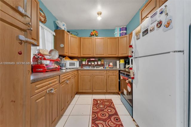 503 NW 43rd Pl, Miami, FL 33126