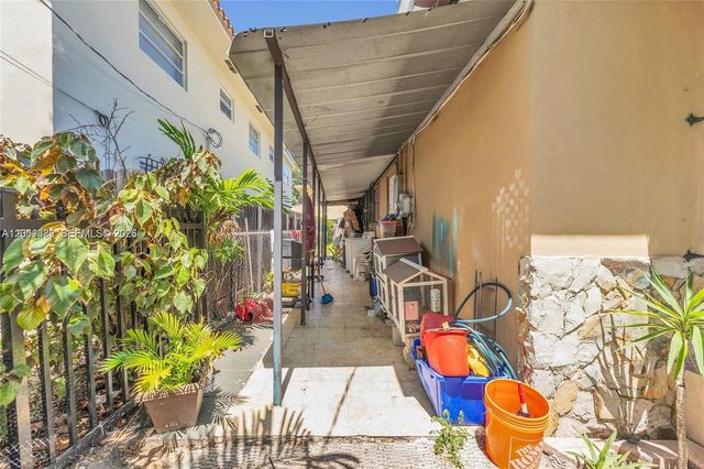 503 NW 43rd Pl, Miami, FL 33126