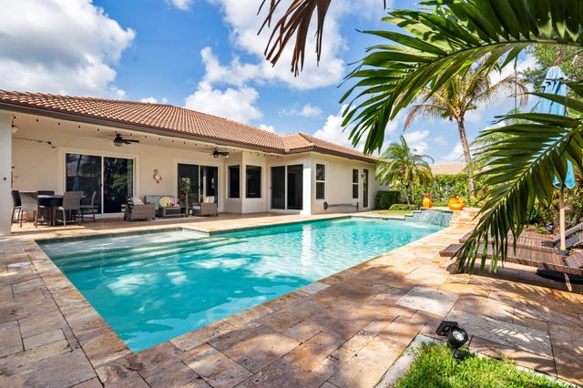 133 Citadel Circle, Jupiter, FL 33458