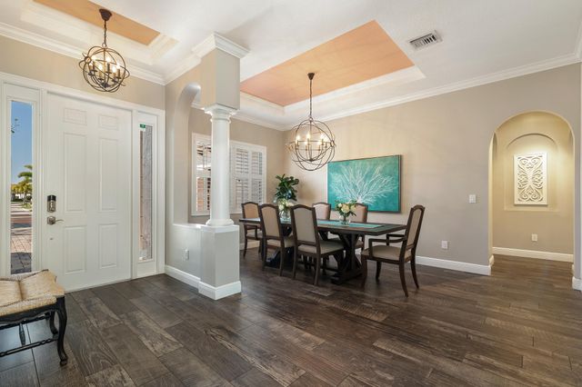 133 Citadel Circle, Jupiter, FL 33458