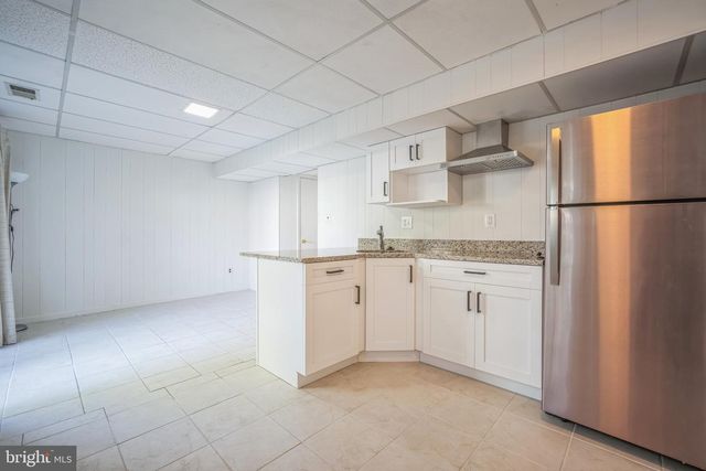 4834 NASH DR, Fairfax, VA 22032