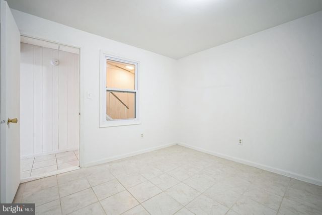 4834 NASH DR, Fairfax, VA 22032