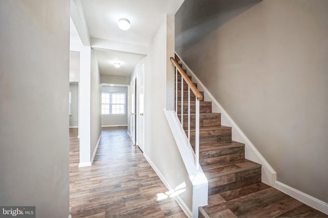 4834 NASH DR, Fairfax, VA 22032