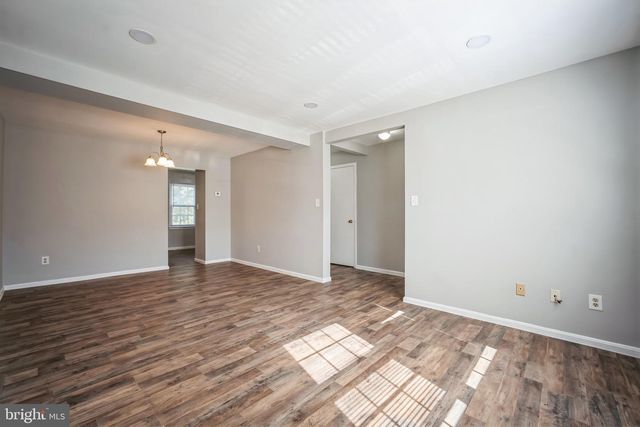 4834 NASH DR, Fairfax, VA 22032