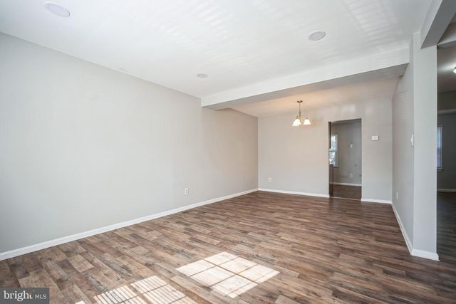 4834 NASH DR, Fairfax, VA 22032