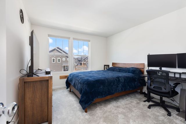 2265 Horseshoe Circle, Naperville, IL 60564