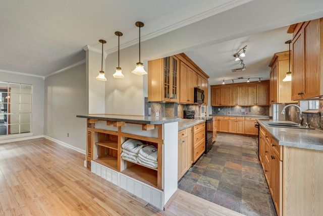 716 Gaylewood Drive, Richardson, TX 75080