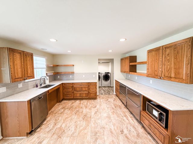 14929 Nobil Drive, Monroe Twp, MI 48161