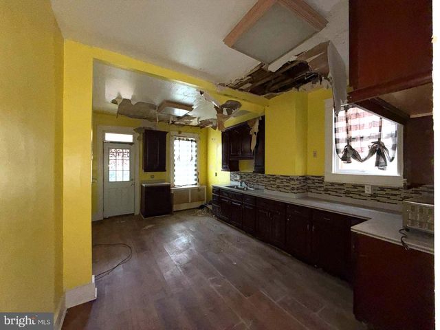3235 SHANNON DR, Baltimore, MD 21213