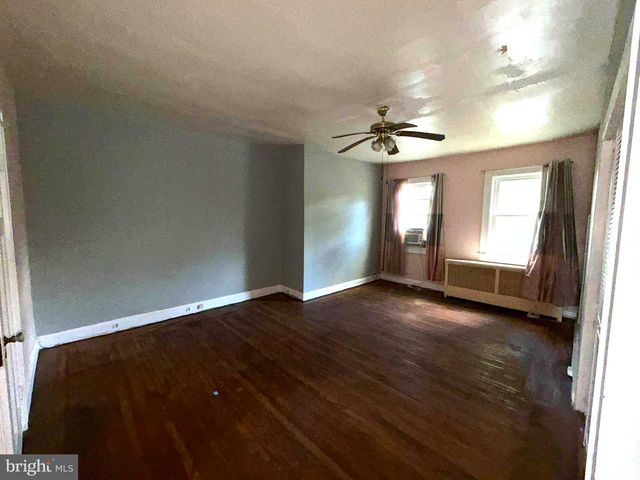 3235 SHANNON DR, Baltimore, MD 21213