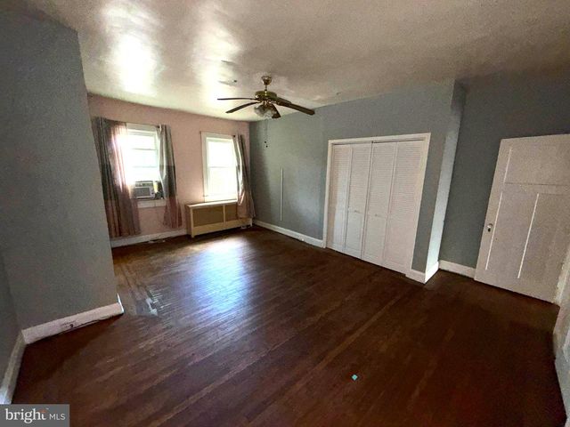 3235 SHANNON DR, Baltimore, MD 21213