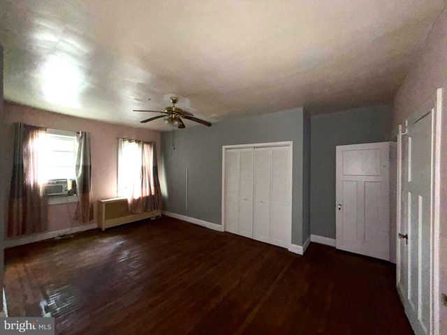 3235 SHANNON DR, Baltimore, MD 21213