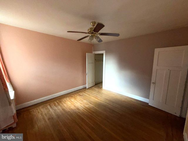 3235 SHANNON DR, Baltimore, MD 21213