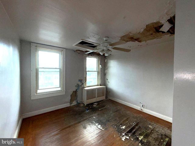 3235 SHANNON DR, Baltimore, MD 21213