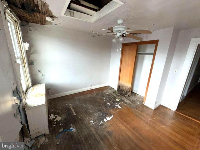 3235 SHANNON DR, Baltimore, MD 21213