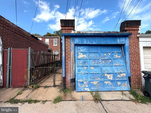 3235 SHANNON DR, Baltimore, MD 21213