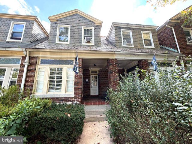 3235 SHANNON DR, Baltimore, MD 21213