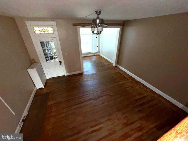 3235 SHANNON DR, Baltimore, MD 21213