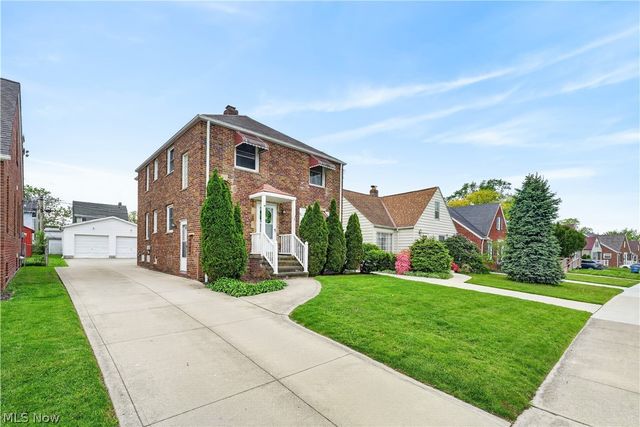 6115 Brownfield Drive, Parma, OH 44129