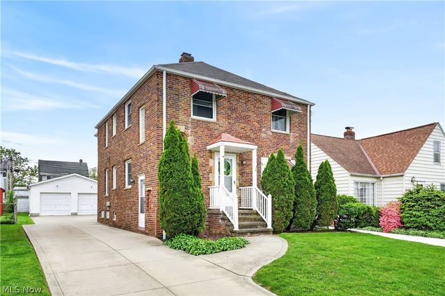 6115 Brownfield Drive, Parma, OH 44129