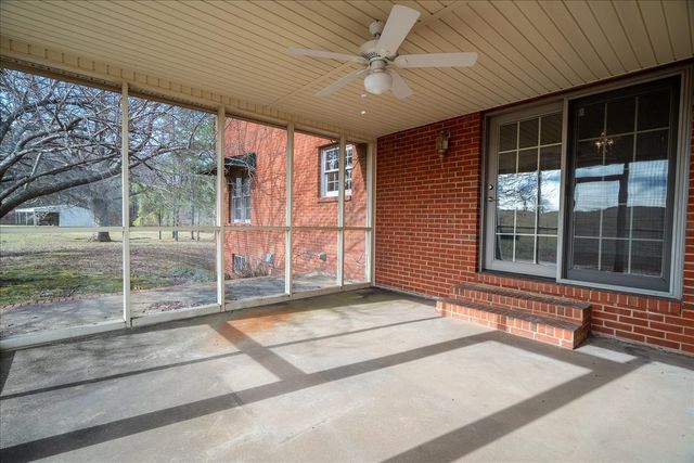 3115 Waynesboro Hwy, Lawrenceburg, TN 38464