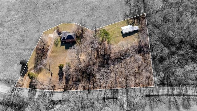 3115 Waynesboro Hwy, Lawrenceburg, TN 38464