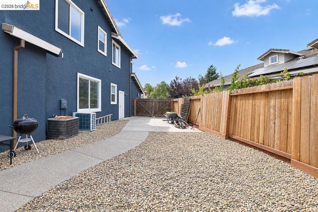 5421 E Creek Ct, Antioch, CA 94531