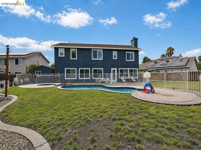 5421 E Creek Ct, Antioch, CA 94531