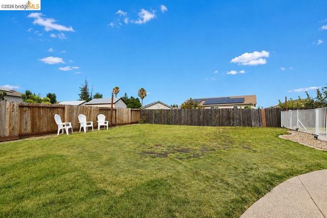 5421 E Creek Ct, Antioch, CA 94531