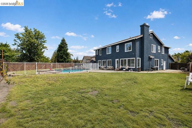 5421 E Creek Ct, Antioch, CA 94531