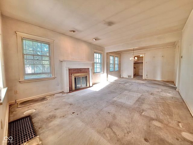 1601 N Highlands Boulevard, Fort Wayne, IN 46808