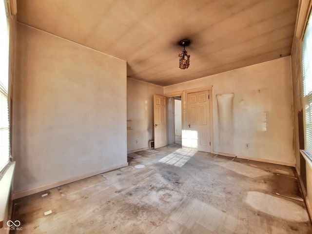1601 N Highlands Boulevard, Fort Wayne, IN 46808