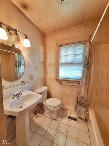 1601 N Highlands Boulevard, Fort Wayne, IN 46808