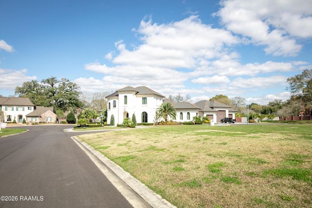 104 Grandmere Circle, Lafayette, LA 70503