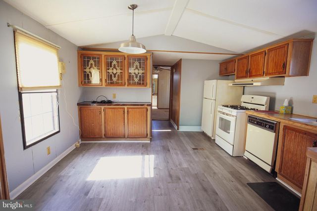 305 JETTY DR, Egg Harbor Township, NJ 08234