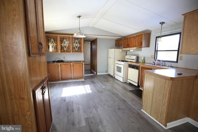 305 JETTY DR, Egg Harbor Township, NJ 08234