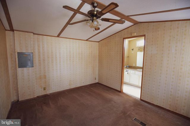 305 JETTY DR, Egg Harbor Township, NJ 08234