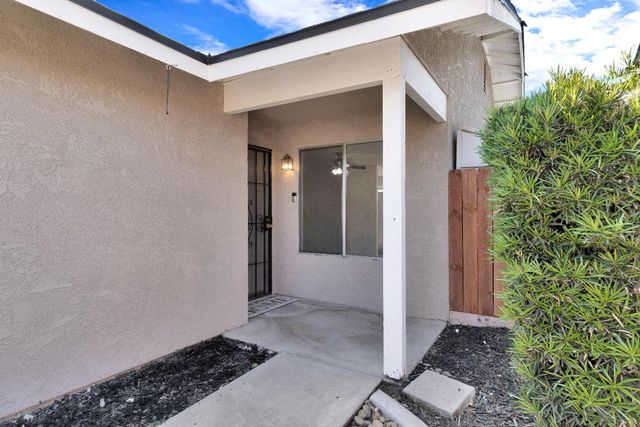 2607 Nelson Boulevard, Selma, CA 93662