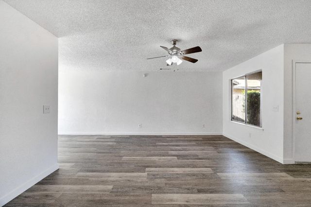 2607 Nelson Boulevard, Selma, CA 93662