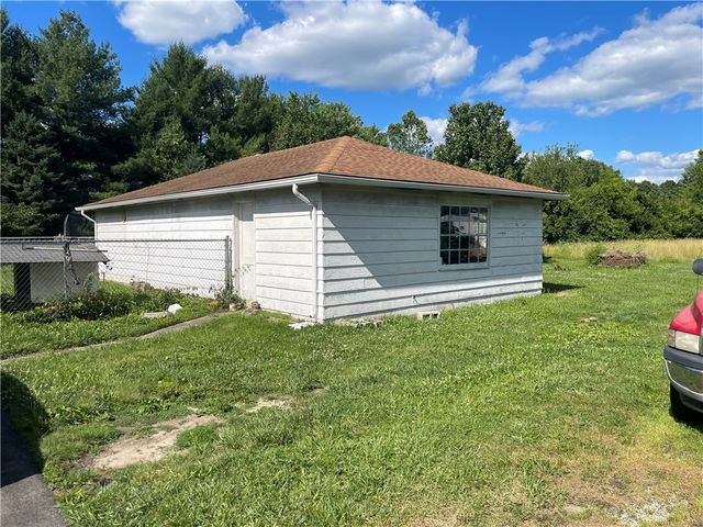 4052 Old Troy Pike, Riverside, OH 45404