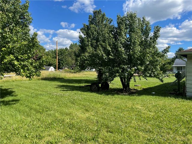 4052 Old Troy Pike, Riverside, OH 45404